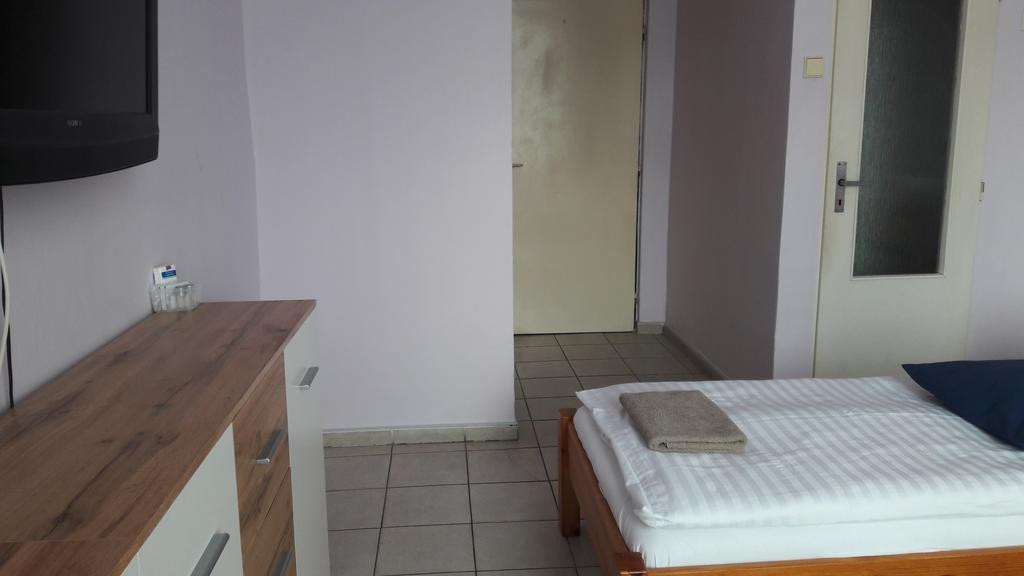 Ubytovani-Plzen-Can Hotel Kültér fotó