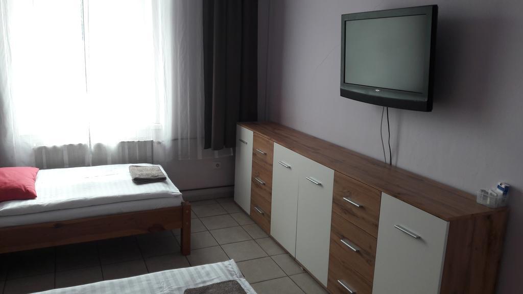 Ubytovani-Plzen-Can Hotel Kültér fotó